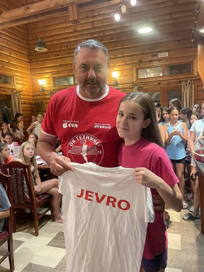 aaaNina Jevremović prva se prijavila za Kamp